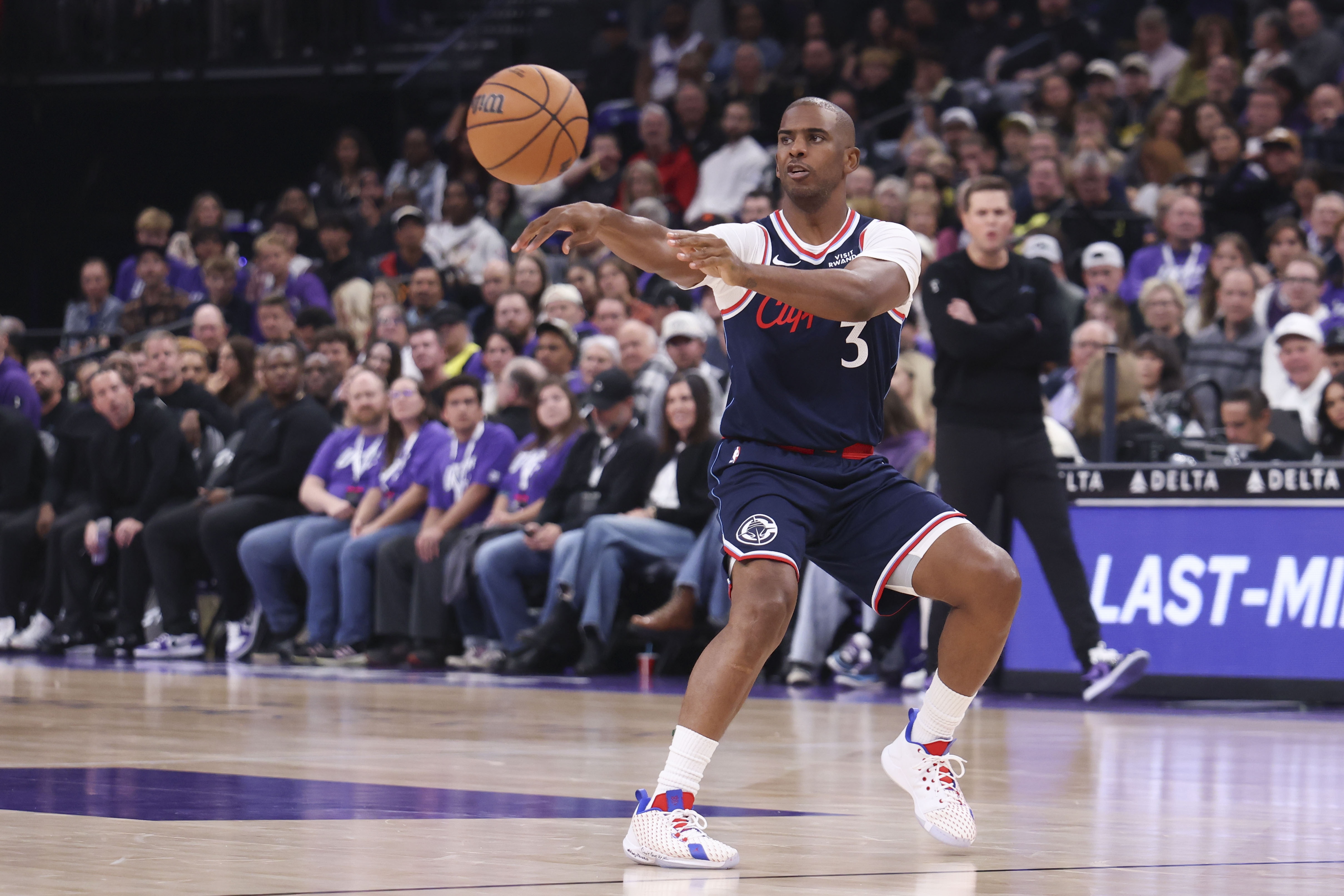 8868体育官网入口-纪录井喷周：老詹纪录终结 KD里程碑 字母放话登顶 哈登得分前十