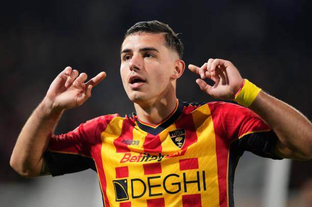 8868体育-【意甲】普利希奇双响，米兰连追3球3比2逆转莱切！