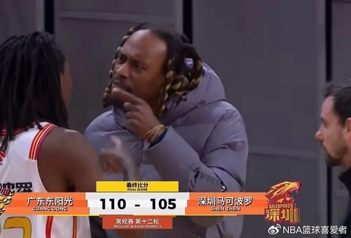 近4战场均轰38分飙中20记三分，深圳小外援史密斯率队连克北京上海|篮板|比赛|男篮|积分榜|CBA_新浪体育_新浪新闻