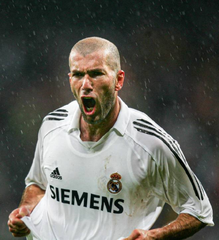 8868体育8868 SPORTS-恭喜皇马！齐达内考虑复出，采访透露秘诀，姆巴佩偷着乐|齐内丁·齐达内|基利安·姆巴佩|皇家马德里|哈维-阿隆索|C罗_新浪体育_新浪新闻