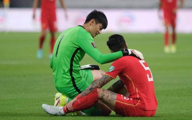 东亚5老臣聚首自称无违和感 颜骏凌：现在默契更多