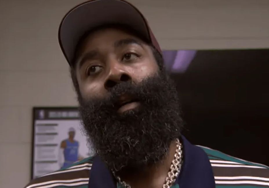 8868体育官方网站-哈登为关键球权用生命起誓！轰30+8成队史首人 阿帅：36岁仍巅峰