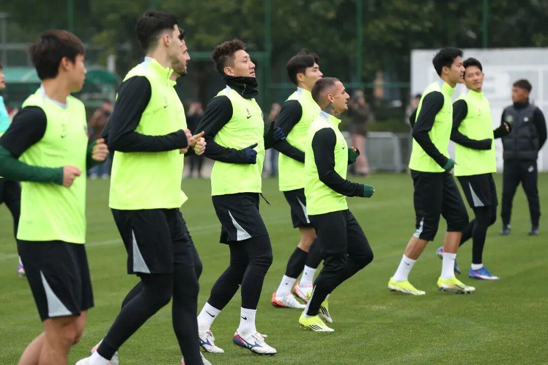 8868体育官网入口-五外援齐亮相，浙江绿城再出发