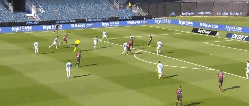 8868体育官方网站-【早报】主场连戴帽+德甲射手榜第二！莱万再冲金球！