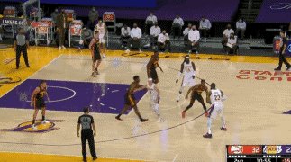 8868体育官方网站-【早报】主场连戴帽+德甲射手榜第二！莱万再冲金球！