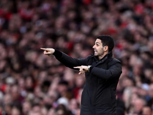 1772416506508055602.jpg 【辣评】史上最强角球大师!史上最丑陋英超冠军?